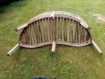 Photo of free Garden seat (Glenleigh Pk area Bexhill TN39) #1
