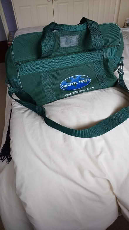 Photo of free Canvas Holdall Bag (Theale RG7) #1