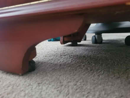 Photo of free Tv stand (Harpenden batfor) #3