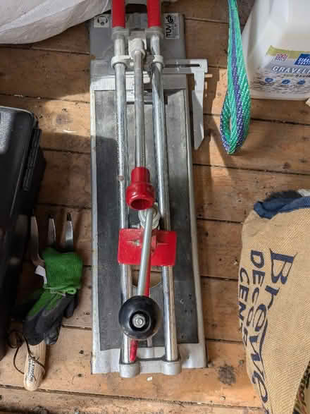 Photo of free Tile cutter (Sundorne SY1) #2