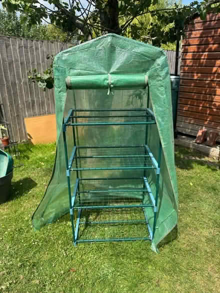 Photo of free Mini greenhouse (GU1) #2
