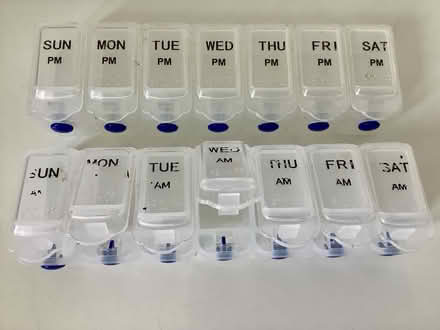 Photo of free Weekly Pill organisers (RH15) #1