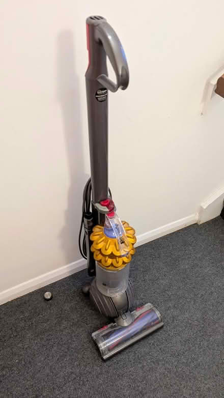 Photo of free Dyson Upright (King's Cross, N1) #1