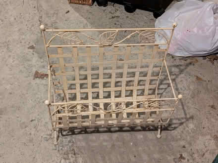 Photo of free Metal magazine rack (Clieves Hills L39) #1