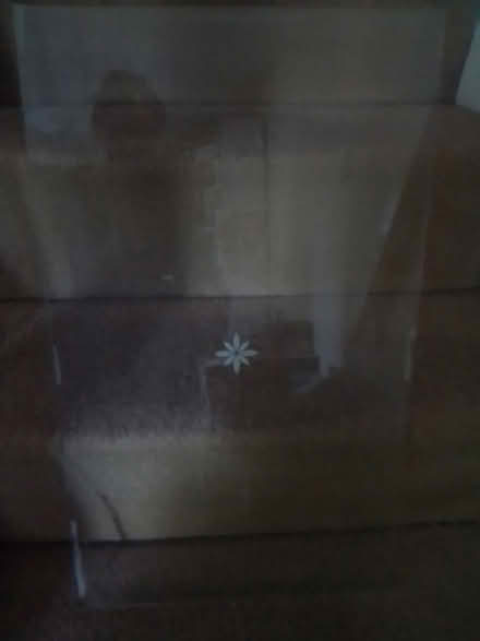 Photo of free Pane of clear glass 36cm x 61cm (Biggleswade) #3