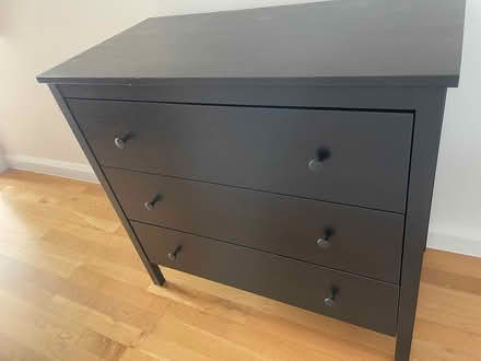 Photo of free Black chest of drawers (SE10) #3