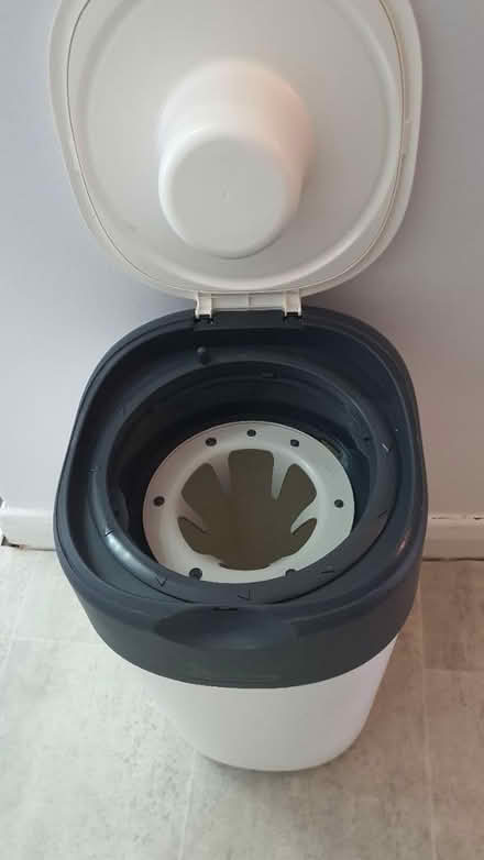 Photo of free Tommee tippee nappy bin (thornton heath CR7) #3