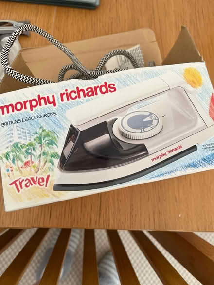 Photo of free Mini steam iron (AL5 Harpenden) #1