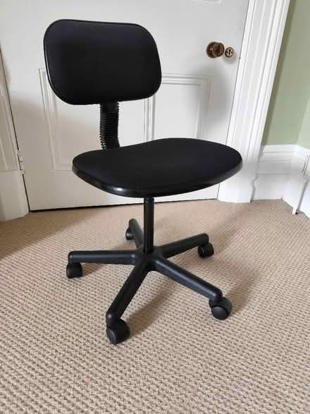 Photo of free Computer chair (Harrogate HG2) #3