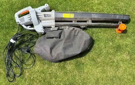 Photo of free Von Haus garden vacuum/blower mains powered (Beaconsfield HP9) #2