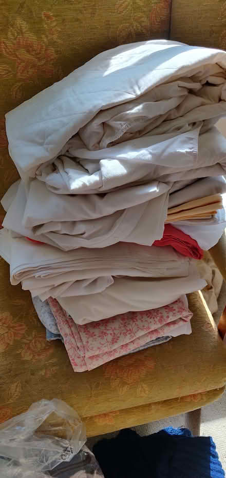 Photo of free Towels & sheets (Iffley Road OX4) #2