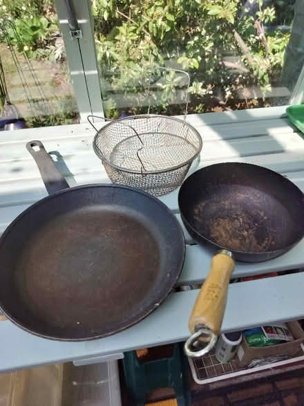 Photo of free Pans (Southcote RG1) #2