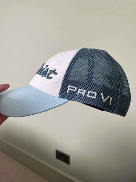 Photo of free Titleist golf cap (Wokingham RG40) #2