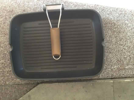 Photo of free Griddle Pan, non stick (Cox Green SL6) #2