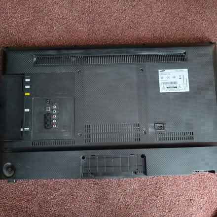 Photo of free 32" led tv (OX4 Rose Hill) #3