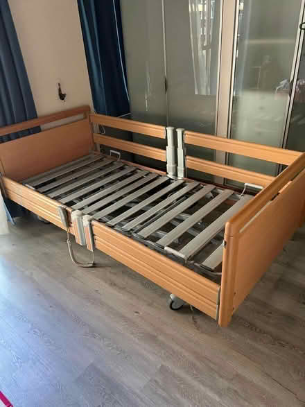 Photo of free Hospital Bed (358459) #1