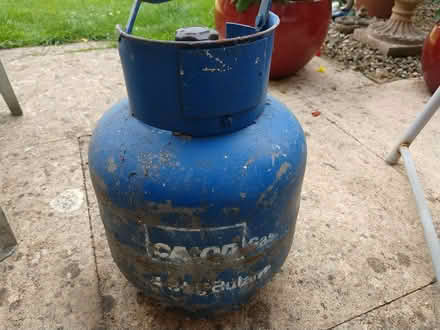 Photo of free calor gas bottle (The Reddings) #2