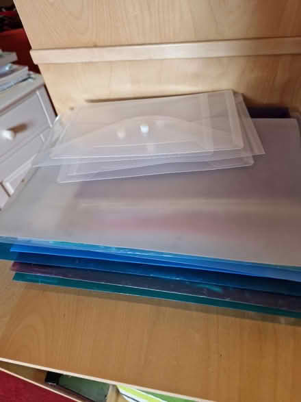 Photo of free Plastic envelope and folders (SW8) #1