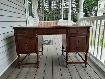 Photo of free Hale desk (Shirley village) #1