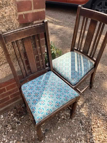Photo of free 1 chair left (Radley Road OX14) #1