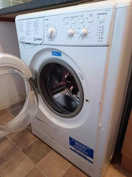Photo of free Washing machine (WR9 Droitwich) #2
