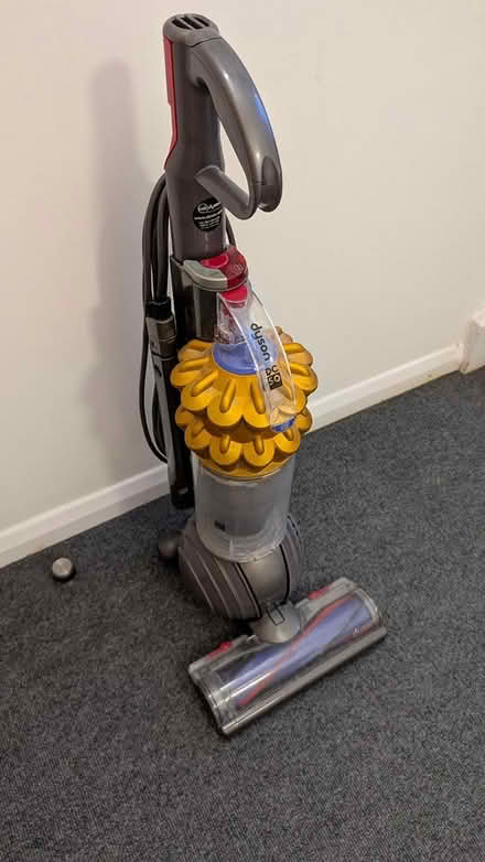 Photo of free Dyson Upright (King's Cross, N1) #2