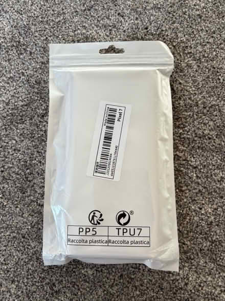 Photo of free New phone case (Selhurst) #2