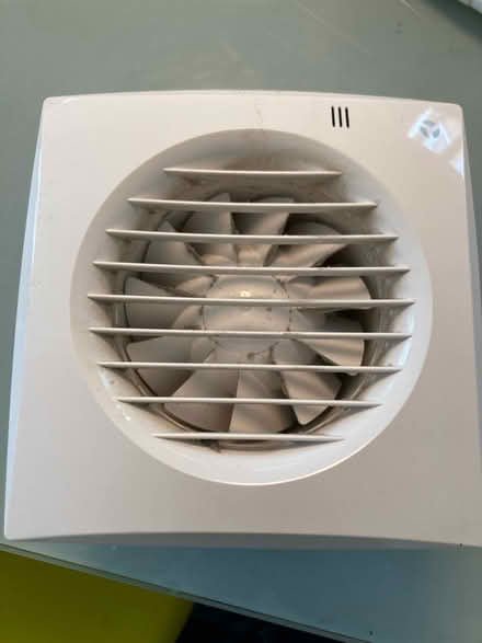 Photo of free Airflow Aria Quiet 100T Extractor (Crouch End N8) #1