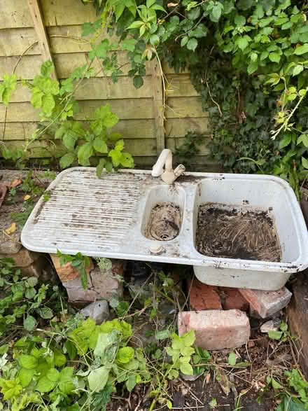 Photo of free Sink (Bisley Old Road GL5) #1