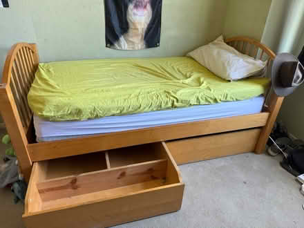Photo of free Solid wood twin size bunk bed (Mountain View (Jackson park)) #2
