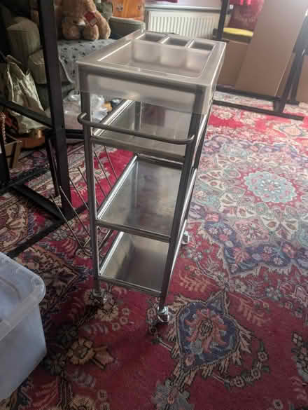 Photo of free Small metal trolley on wheels (Neasden NW10) #2