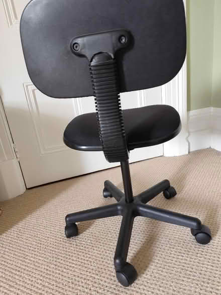 Photo of free Computer chair (Harrogate HG2) #1