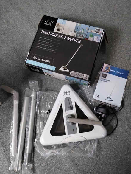 Photo of free Triangular sweeper (B91 - Central Solihull) #1