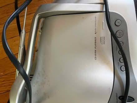 Photo of free CD player (Newton Highlands) #2