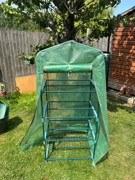 Photo of free Mini greenhouse (GU1) #1