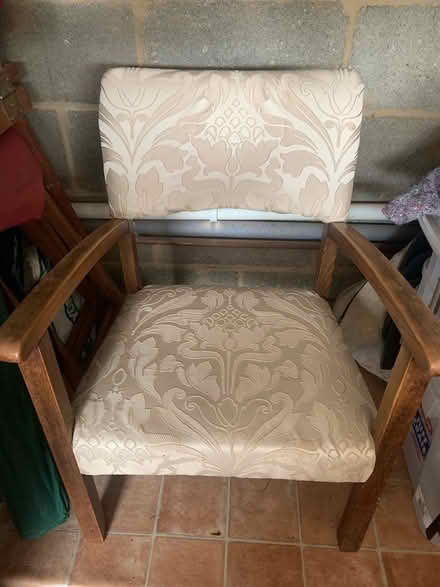Photo of free small wooden chair (Northcourt OX14) #1