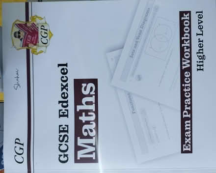 Photo of free GCSE helping book's (Hanworth TW13) #2