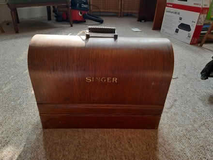 Photo of free Manual Sewing Machine Singer 99 (Mums TW11) #2