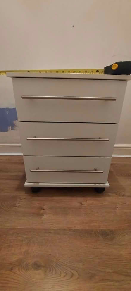 Photo of free drawer (M8) #1