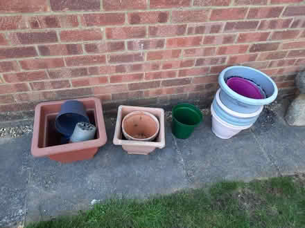 Photo of free Plant pots (Poets Estate SG4) #1