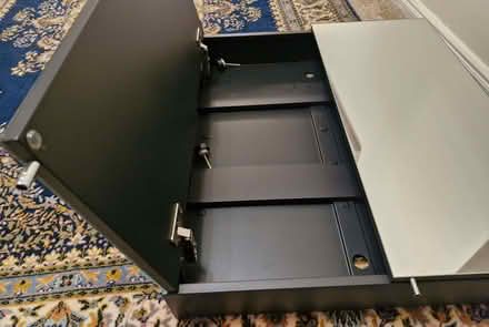 Photo of free Bathroom wall cabinet (Thorntonhall G74) #2