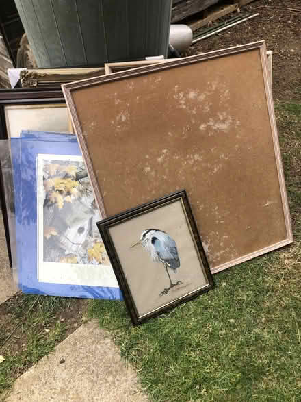Photo of free Picture frames (Lyneham OX7) #1