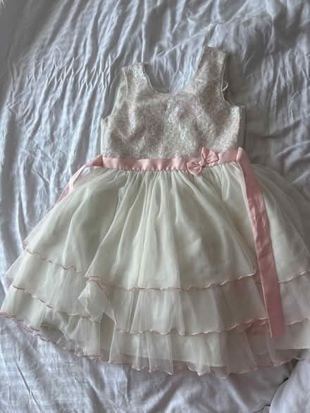 Photo of free Girl dress (E4) #2