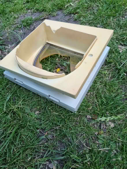 Photo of free Staywell Magnetic Catflap (Handsworth Wood B20) #2