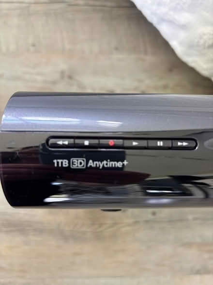 Photo of free Sky box (Baildon BD17) #2