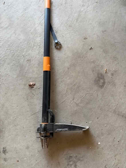 Photo of free Weed puller (milton ontario) #1