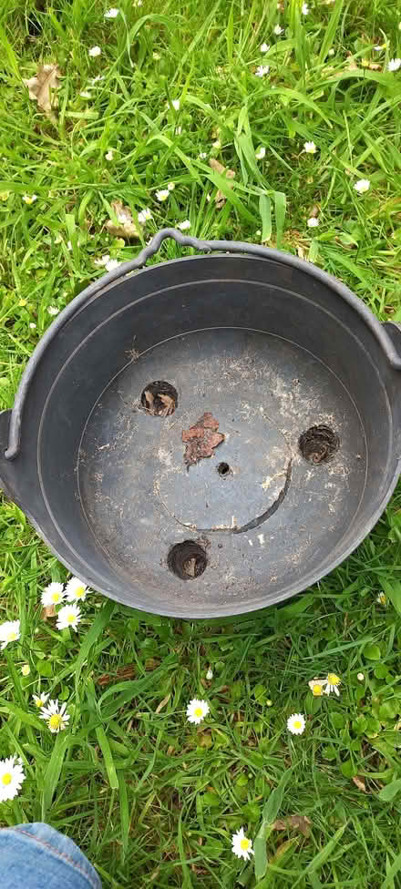 Photo of free Hanging basket base (Polegate BN26) #2
