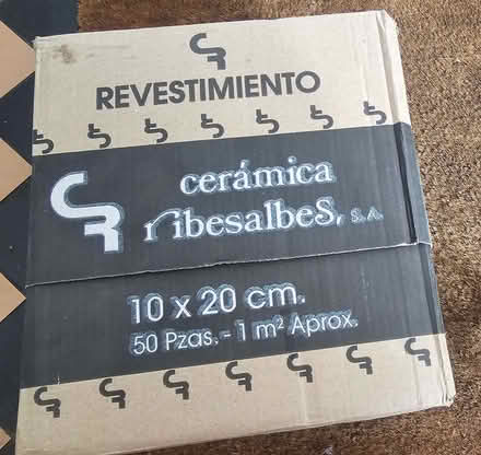 Photo of free One and a half boxes of oblong white tiles (Didsbury M20) #2