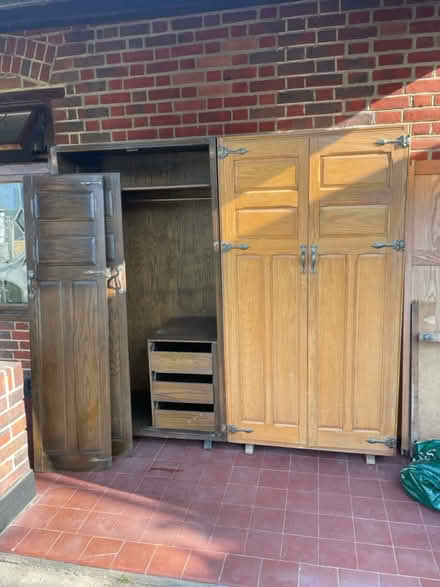 Photo of free Oak wardrobes VINTAGE x2 (CR0) #1