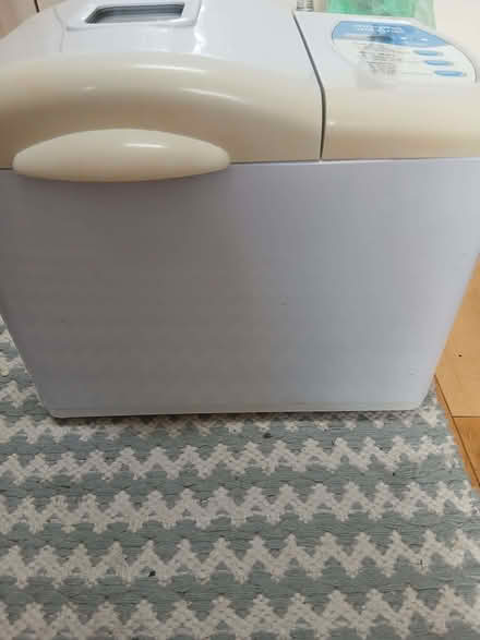 Photo of free Morphy Richards breadmaker working (Wargrave RG10) #2